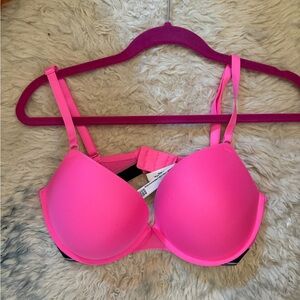 NWOT VS push-up Pink Bra 36D